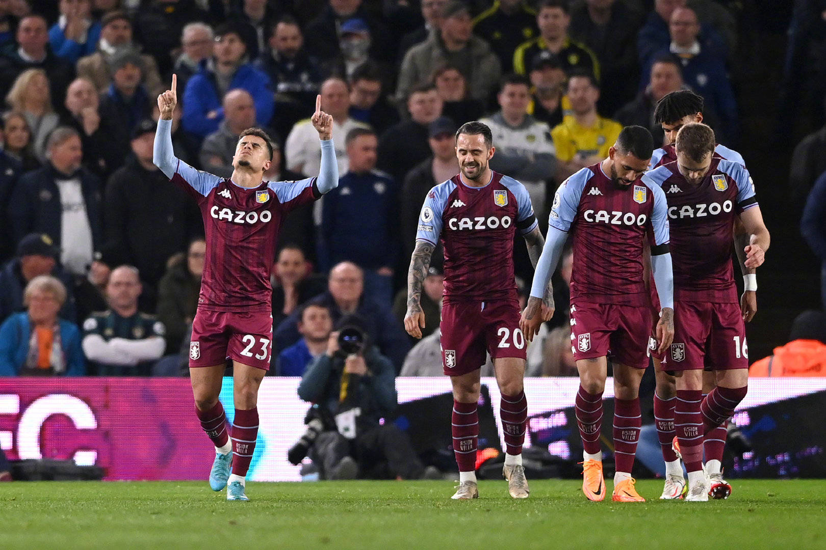 中不仅保持 中不仅保持